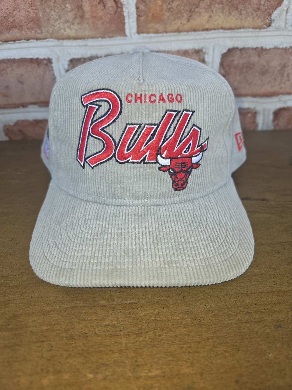 Chicago Bulls Corduroy Snapback Hat - Red Logo